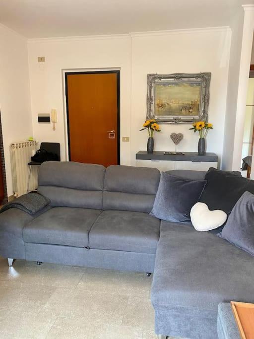 A Casa Di Tina Genzano di Roma Exterior foto