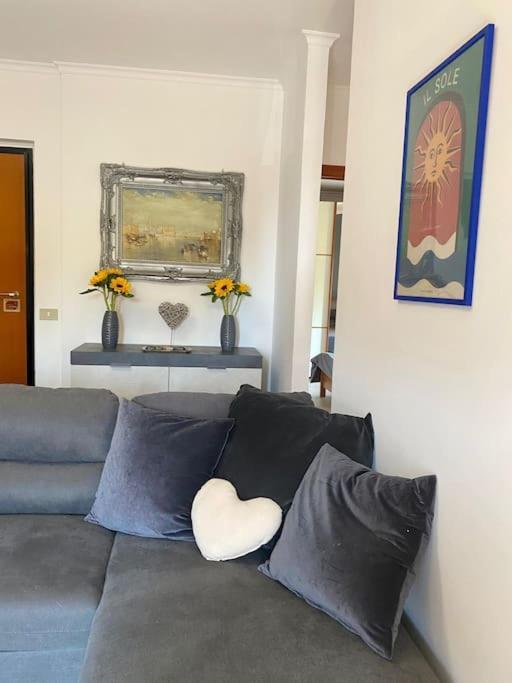 A Casa Di Tina Genzano di Roma Exterior foto